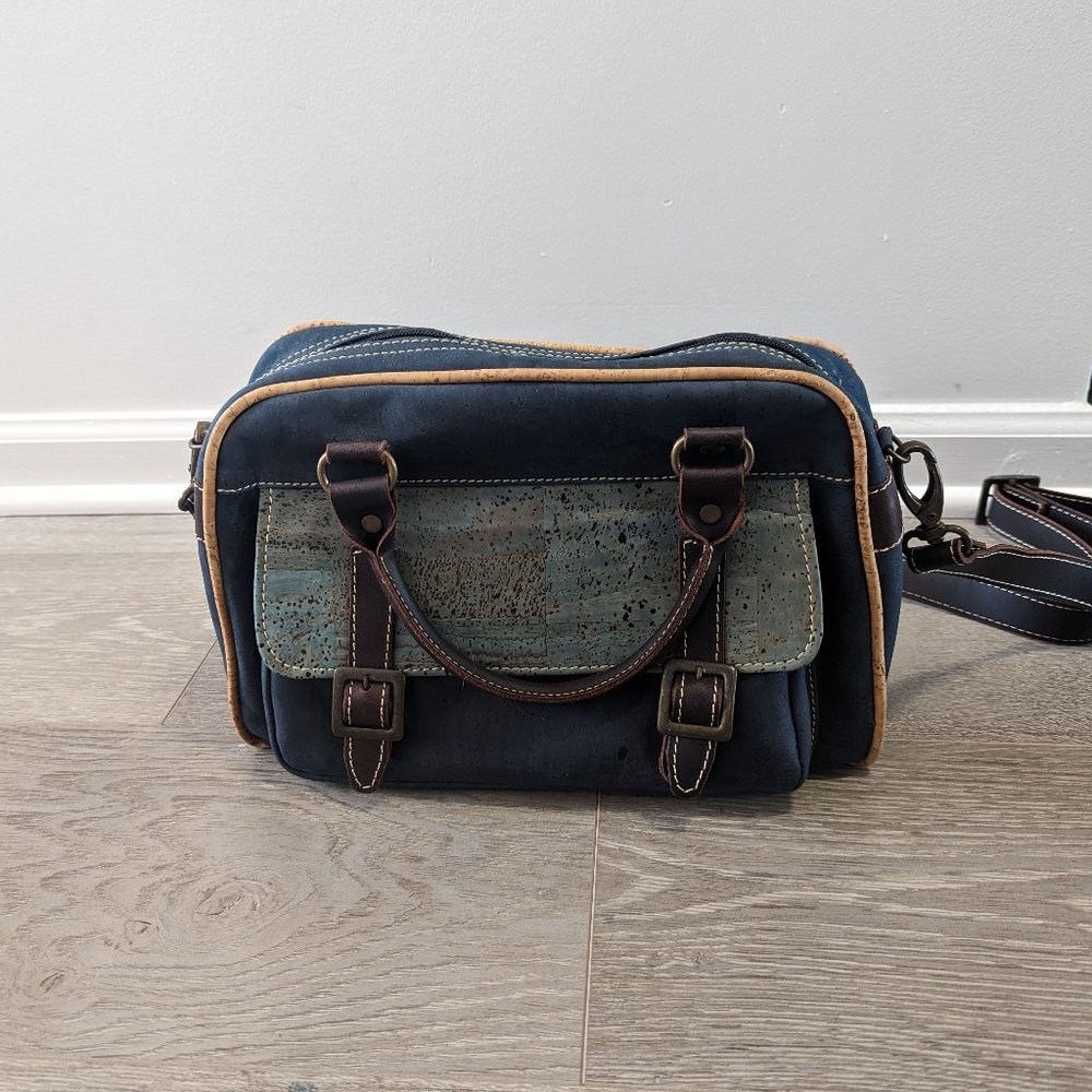 A Corticeira Portuguese Cork Purse